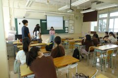 Students-inspired-by-alumni-career-journeys-in-workshop1-scaled