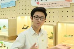 4.-參與展出的同學與作品合照
